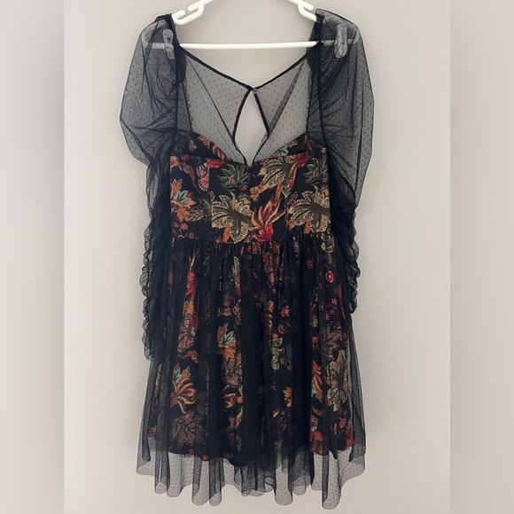 NWT $625 Cara Cara Ritchie Dress Multi Jacobean Black Size Medium - Picture 8 of 8